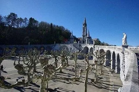 Hotel De Lisieux Lourdes